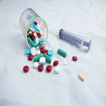 Mundra Multivitamin Injection